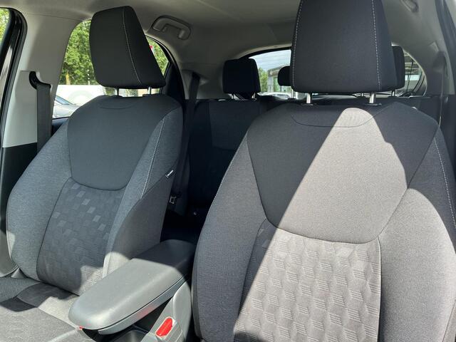 Toyota YARIS 1.5 Hybrid 115 Dynamic | All-in prijs | Automaat | Parkeersensoren | Dode hoek waarschuwing | Apple/android auto