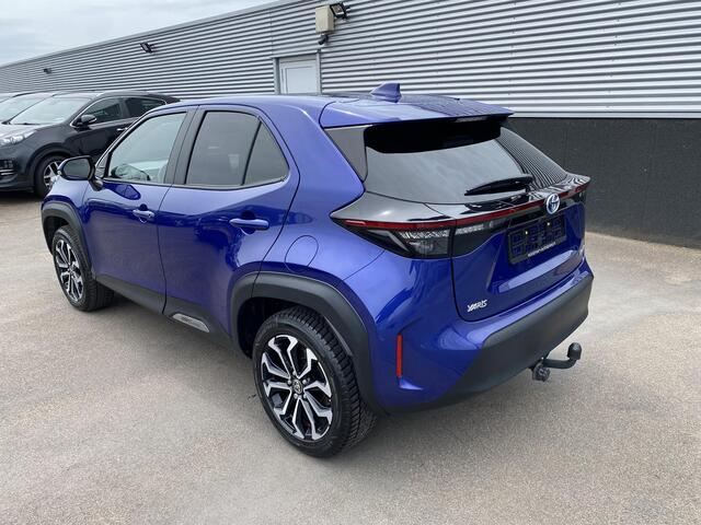 Toyota YARIS Cross 1.5 Hybrid Dynamic Trekhaak, navigatie Apple CarPlay/Android Auto, achteruitrij camera, keyless, adaptieve cruise control