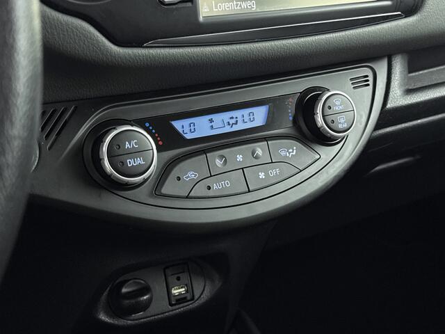 Toyota YARIS 1.5 Hybrid Dynamic | NL-Auto | Navigatie | Onderweg-naar-dealer