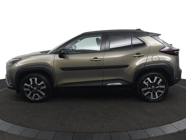 Toyota YARIS Cross 1.5 Hybrid 130 Launch Edition | All Seasons | Stootlijsten | Head-up Display | Origineel Nederlands | Two-Tone |