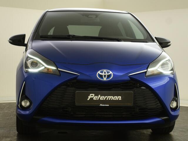 Toyota YARIS 1.5 Hybrid Bi-Tone Plus | Panoramadak | Trekhaak | Navigatie