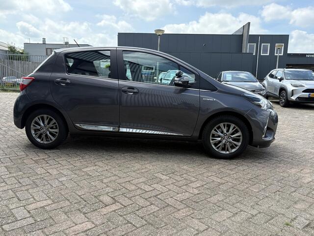 Toyota YARIS 1.5 Hybrid Executive - TREKHAAK-
