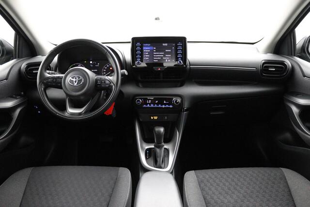 Toyota YARIS 1.5 Hybrid | Climate control | Cruise control | Parkeercamera | Apple carplay Android auto |