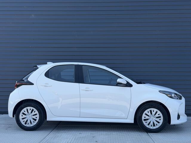 Toyota YARIS 1.5 Hybrid 115 Active CAMERA