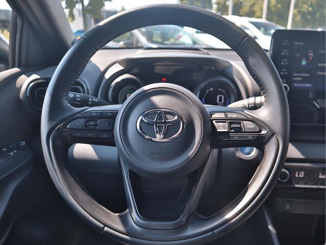 Toyota YARIS 1.5 Hybrid Executive Launch Edition | Bi-Tone | Head-up Display | Navigatie | Camera | 17" LMV |
