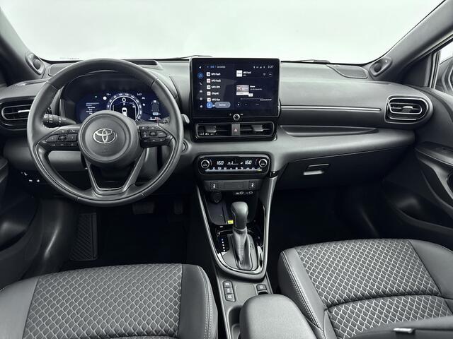 Toyota YARIS 1.5 Hybrid 130 Executive | Stoel- en Stuurwielverwarming | Head-up display |
