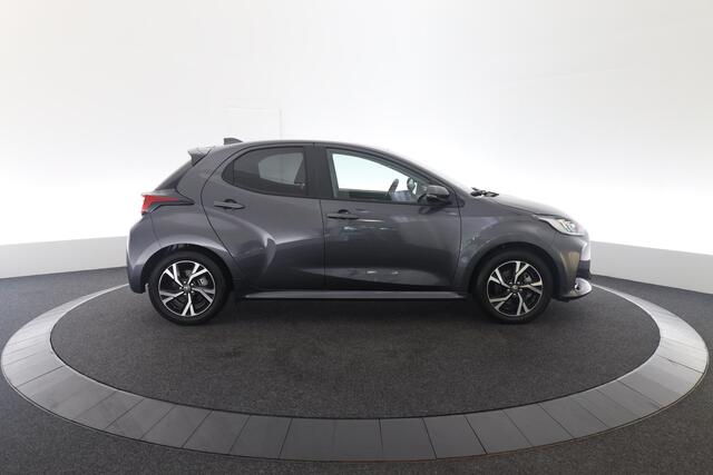 Toyota YARIS 1.5 Hybrid 115 First Edition
