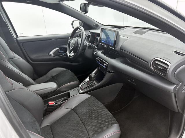 Toyota YARIS 1.5 Hybrid GR Sport | Head-Up Display | Dodehoek detectie | Stoel+stuurverwarming | Apple CarPlay/Android Auto | Cruise Control Adaptive |