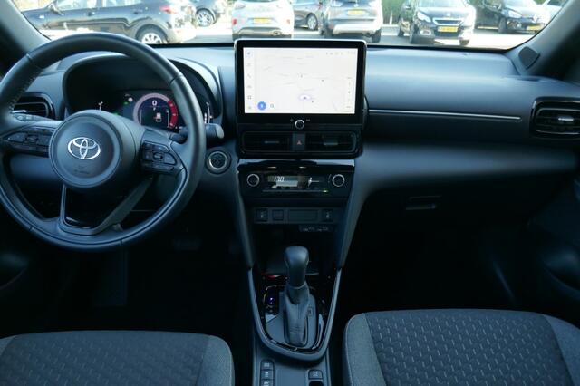 Toyota YARIS 1.5 HYBR 130 DYNAMIC WINTERPAKKET/NAVIGATIE/CAMERA