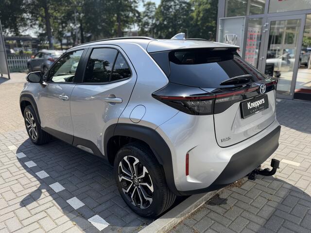 Toyota YARIS Cross 1.5 Hybrid 115 Dynamic | GEEN AFLEVERKOSTEN | Trekhaak, Apple/Android, Voorstoelen + stuur verwarmd