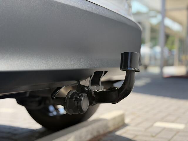 Toyota YARIS Cross 1.5 Hybrid 115 Dynamic | GEEN AFLEVERKOSTEN | Trekhaak, Apple/Android, Voorstoelen + stuur verwarmd