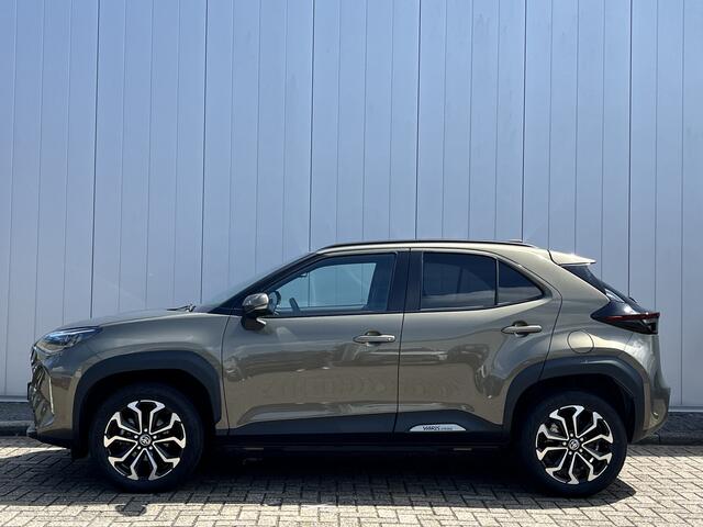 Toyota YARIS Cross 1.5 Hybrid 130PK Dynamic Stoelverwarming PDC voor en achter