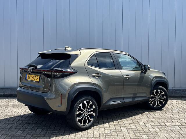 Toyota YARIS Cross 1.5 Hybrid 130PK Dynamic Stoelverwarming PDC voor en achter