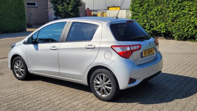 Toyota YARIS 1.5 VVT-i Dynamic Automaat