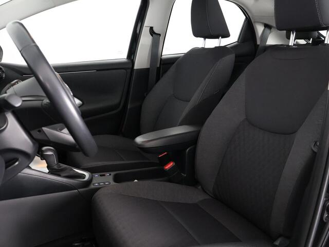 Toyota YARIS 1.5 HYBRID AUTOMAAT DYNAMIC GARANTIE 8-2031 CAMERA . APPLE CARPLAY & ANDROID AUTO . ELEKTRISCHE RAMEN V+A . KEYLESS START