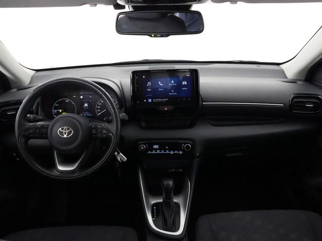 Toyota YARIS 1.5 HYBRID BLACKSTYLE AUTOMAAT GARANTIE 3-2035 ! CARPLAY NAVI. CAMERA.ADAPTIVE CRUISE.