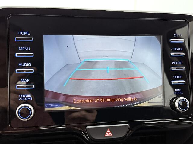 Toyota YARIS 1.5 Hybrid Active | 1e Eigenaar | NIEUW GELEVERD & ONDERHOUDEN | Metallic Rood | Apple Carplay / Android Auto |