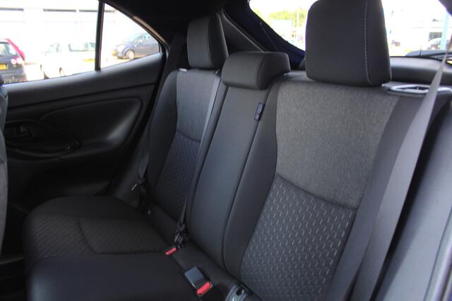 Toyota YARIS Cross 1.5 Hybrid 115 Dynamic | Rijklaar | Stoel/stuur-verw. | Apple/Andoid | Adap.Cruise | Keyless | Clima