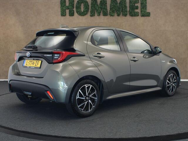 Toyota YARIS 1.5 Hybrid Dynamic - ORIGINEEL NEDERLANDSE AUTO - AUTOMATISCHE AIRCO - ACHTERUITRIJCAMERA - LICHTMETALEN VELGEN 16 INCH - KEYLESS ENTRY/START - LED KOPLAMPEN - APPLE CARPLAY/ANDROID AUTO - BOTS HERKENNING