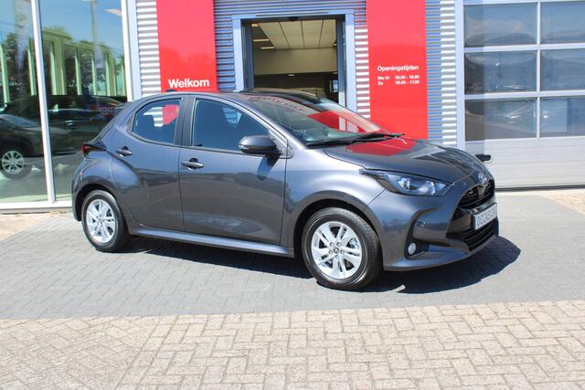 Toyota YARIS 1.5 Hybrid 115 Active Plus