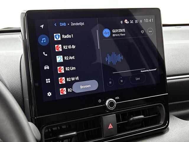 Toyota YARIS 1.5 Hybrid 115 Dynamic Comfort Pack | BTW voertuig | Dodehoek detectie | Stuur+stoelverwarming | Parkeersensoren voor+achter | Apple CarPlay/Android auto | Cruise Control Adaptive | Climate Control |