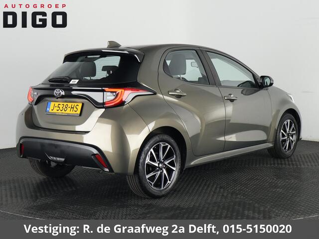 Toyota YARIS 1.5 VVT-i First Edition | Navigatie | Camera | Lichtmetalen velgen |