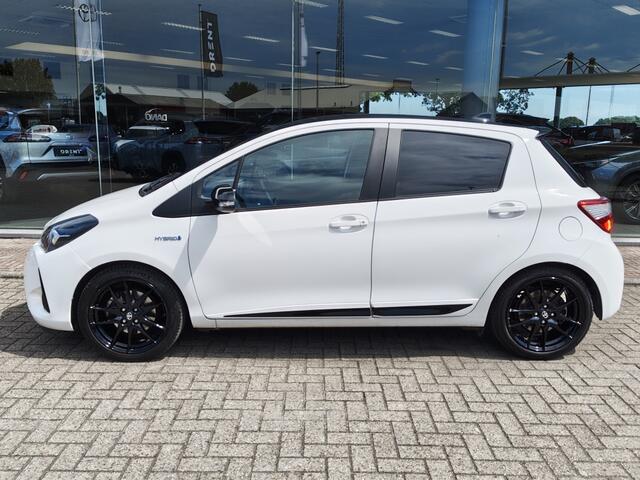 Toyota YARIS 1.5 Hybrid GR-Sport | Navi | Stoelverwarming | Keyless Entry