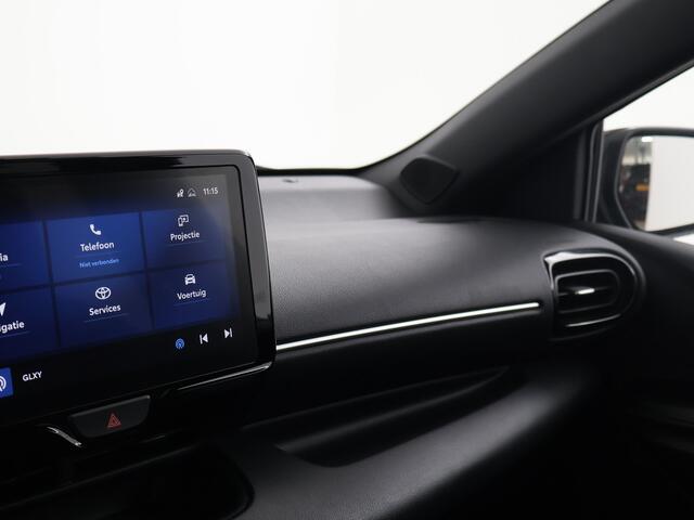 Toyota YARIS 1.5 Hybrid Executive | BTW voertuig | Dealer onderhouden | Dodehoek detectie | Parkeersensoren voor+achter | Stoelverwarming | Cruise Control Adaptive | Apple CarPlay/Android auto | Achteruitrijcamera |