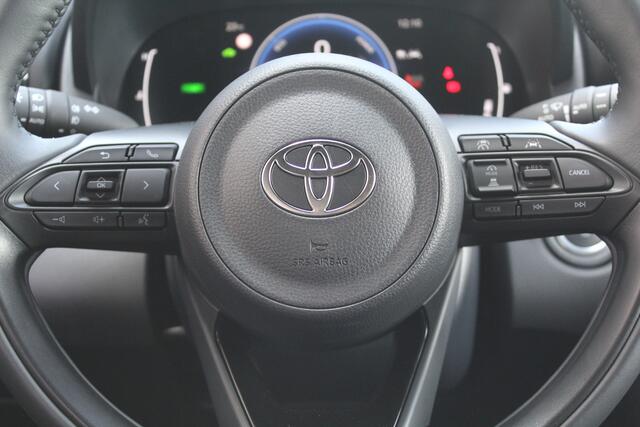 Toyota YARIS Cross 1.5 Hybrid 115 Dynamic | Rijklaar | Stoel/Stuur-verw. | Keyless | Adap. Cruise | Navi | Apple/Android | Clima | Bluetooth | Camera