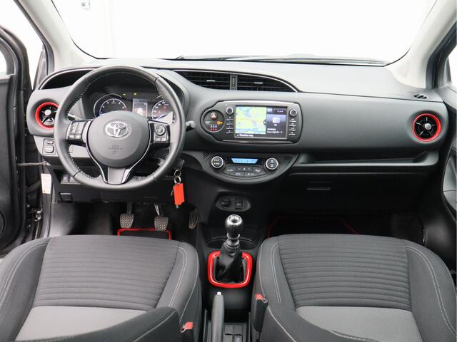 Toyota YARIS 1.5 VVT-i Design/ lage km/ zeer mooi!