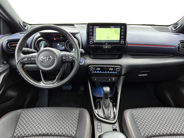 Toyota YARIS 1.5 Hybrid Tokyo Spirit Premium Pack | Panoramadak | JBL | Head-Up Display | dodehoek detectie | Stoel+stuurverwarming | Parkeersensoren voor+achter | Navigatie | Apple CarPlay/Android Auto |