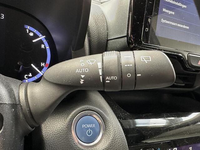 Toyota YARIS Cross 1.5 Hybrid Business Plus met trekhaak, hoge instap