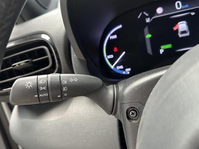 Toyota YARIS Cross 1.5 Hybrid Business Plus met trekhaak, hoge instap