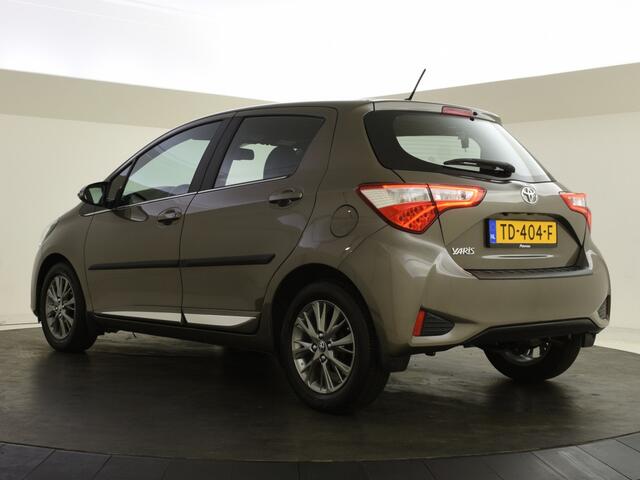 Toyota YARIS 1.5 VVT-i Executive | Camera | Navigatie | Halfleer