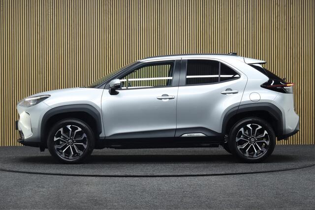 Toyota YARIS Cross 1.5 Hybrid 115 Dynamic + Comfort Pack | MY2026 | Adaptive-cruise | Camera | Clima | Apple Carplay & Android Auto | Navigatie | Keyless | Parkeerhulp | Stoel & Stuurverwarming | Dodehoekdetectie