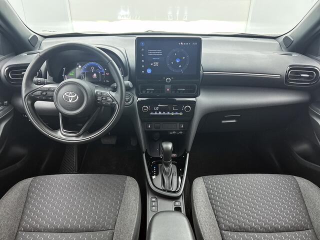 Toyota YARIS Cross 1.5 Hybrid 115 First Edition Comfort Pack | BTW voertuig | Dodehoek detectie | Stoel+stuurverwarming | Parkeersensoren voor+achter | Apple CarPlay/Android Auto | Cruise Control Adaptive |