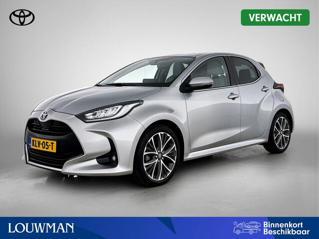 Toyota YARIS 1.5 Hybrid Style | BTW Voertuig | lichte kleur interieur | Half leder/stof | Stoelverwarming | 17" velgen | Navigatie | Apple CarPlay/Android auto | Cruise Control Adaptive | Climate Control |