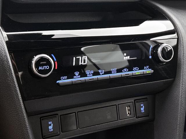 Toyota YARIS Cross 1.5 Hybrid Dynamic + | Dealer Onderhouden | Parkeersensoren Voor+achter | Stoelverwarming | Elektrisch inklapbare spiegels | Apple CarPlay/Android auto | Navigatie | Climate control | Cruise Control Adaptive |