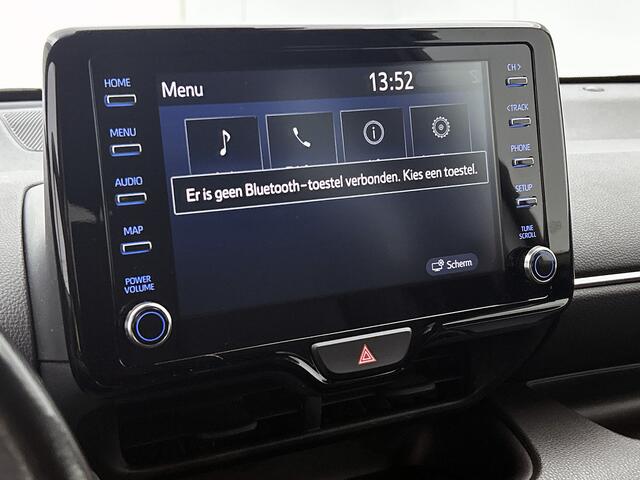 Toyota YARIS 1.5 Hybrid Executive Limited | Stoelverwarming | Parkeersensoren voor+achter | Apple CarPlay/Android auto | Cruise control Adaptive | Climate control | Achteruitrijcamera |