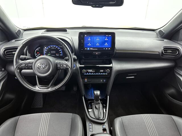 Toyota YARIS Cross 1.5 Hybrid Adventure | Head-Up Display | Dodehoek detectie | Elektrische achterklep | Stoel+Stuurverwarming | Parkeersensoren voor+achter | LED Matrix koplampen | Apple CarPlay/Android Auto |