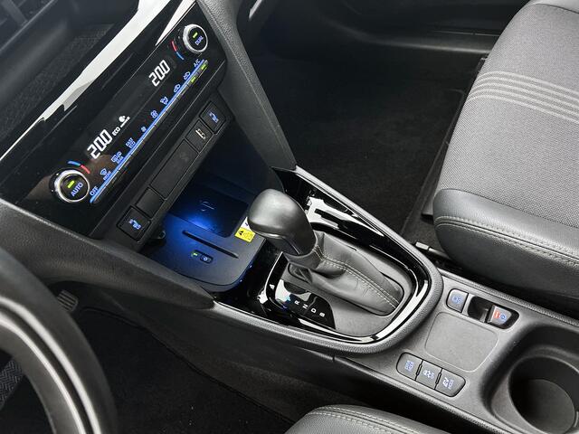 Toyota YARIS Cross 1.5 Hybrid Adventure | Head-Up Display | Dodehoek detectie | Elektrische achterklep | Stoel+Stuurverwarming | Parkeersensoren voor+achter | LED Matrix koplampen | Apple CarPlay/Android Auto |