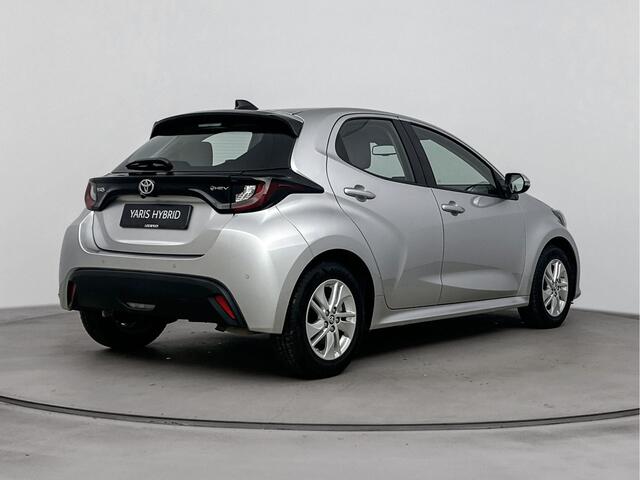 Toyota YARIS 1.5 Hybrid 115 Dynamic Limited | Stoelverwarming | Parkeersensoren | Apple Carplay-Android Auto |