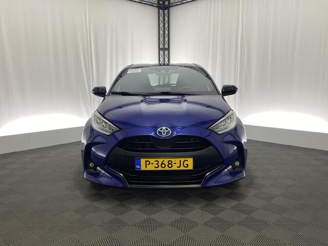 Toyota YARIS 1.5 Hybrid Executive | Apple carplay | Navi | Adapt. cruise | Dodehoek detectie | Rijstrooksensor | LED |