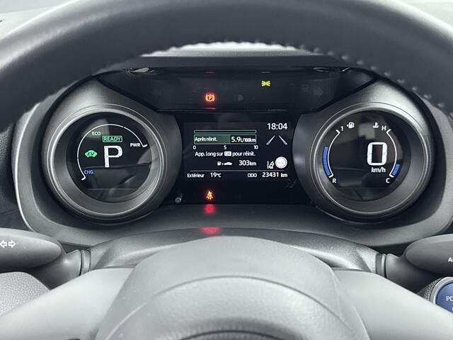 Toyota YARIS Cross AWD 1.5 Hybrid Dynamic | Apple Carplay / Android Auto |