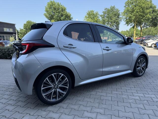 Toyota YARIS 1.5 Hybrid Executive | JBl | HUD | PDC V+A