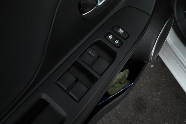 Toyota YARIS 1.5 Hybrid Executive Automaat, Navigatie, climate,