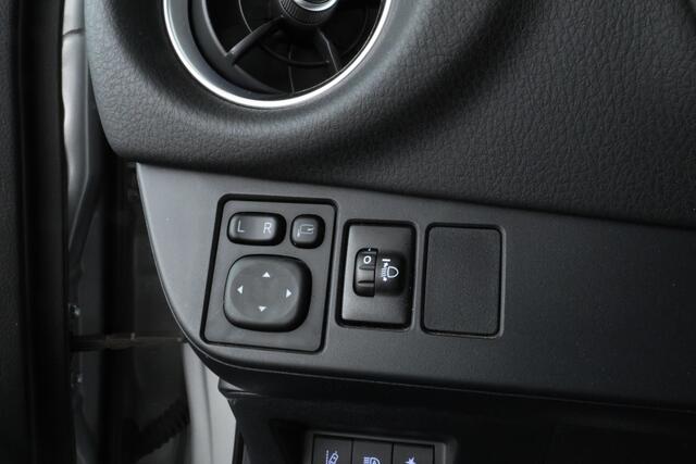 Toyota YARIS 1.5 Hybrid Executive Automaat, Navigatie, climate,