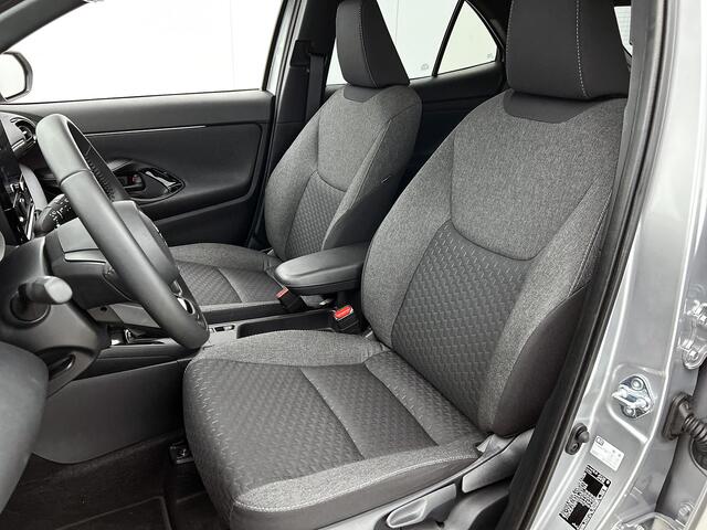Toyota YARIS Cross Hybrid 115 Dynamic | Navigatie | Lichtmetalen velgen |
