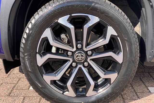 Toyota YARIS Cross 1.5 Hybrid Explore Stoel- en Stuurverwarming | LED | Camera | Apple Carplay