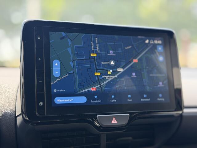 Toyota YARIS Cross 1.5 Hybrid 115 First Edition | GEEN AFLEVERKOSTEN | Navigatie, Camera, Draadloze telefoonlader